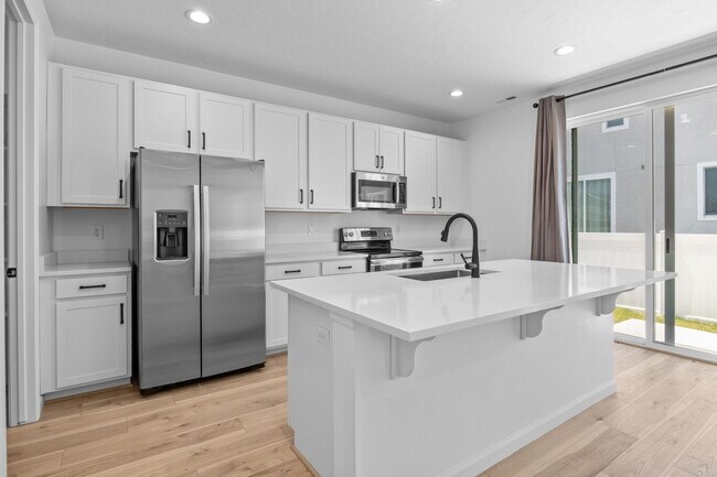Building Photo - 1728 N Pintail Cv