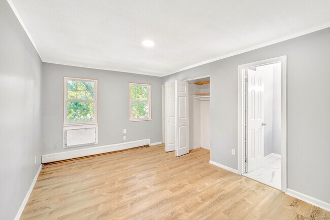 Foto del edificio - 65 Angel Dr