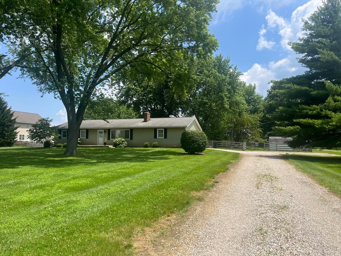 Foto principal - 3821 Rome Corners Rd