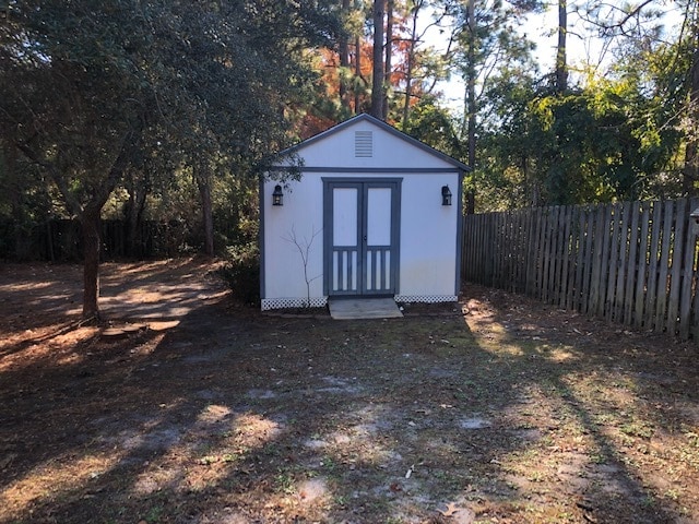 Photo - 905 Lowry Ct House