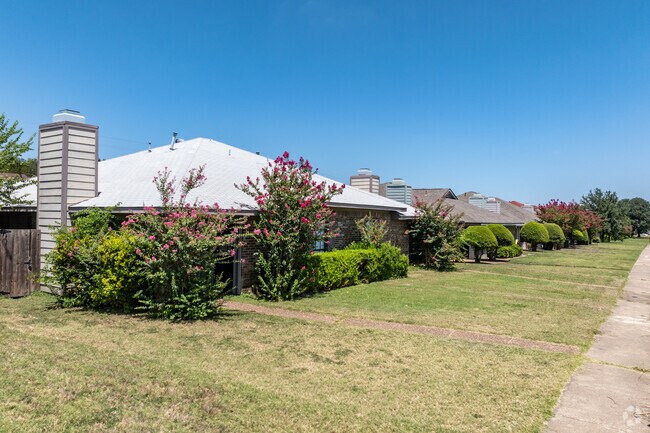 Additional Building View - 11803-11805 Garden Terrace Dr
