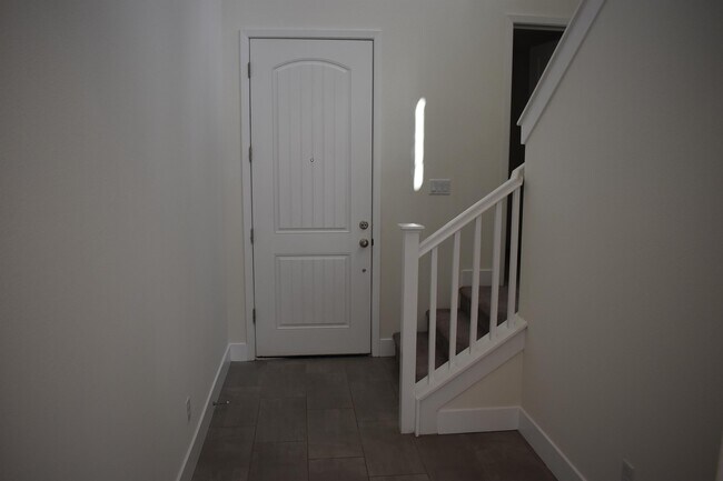 Building Photo - 4370 Redrock Dr