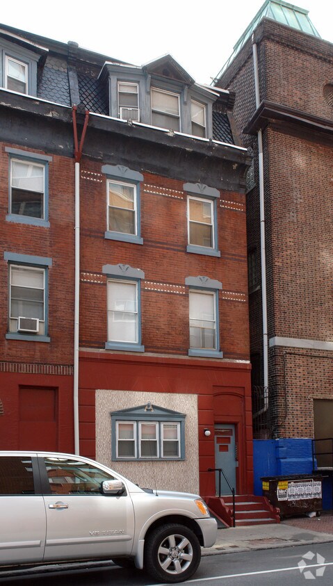 Building Photo - 25 S 21st St