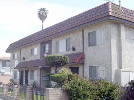 Building Photo - 2 bedroom in Gardena CA 90248