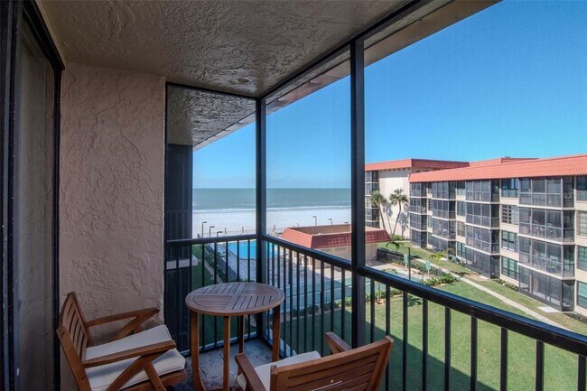 Foto del edificio - 17580 Gulf Blvd