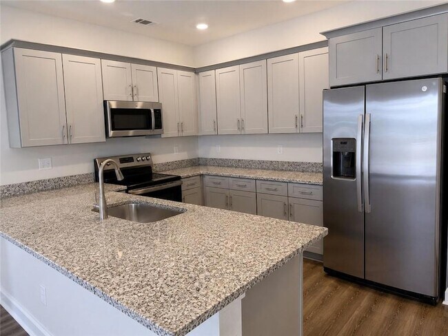 Foto del edificio - 153 Towne Villas Dr
