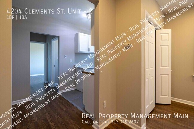 Building Photo - 4204 Clements St