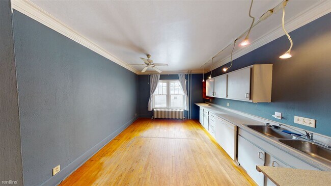 Foto del edificio - 4 br, 2 bath House - 206 W Custer Park House