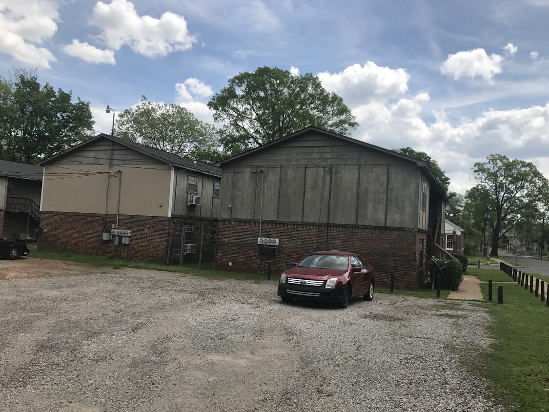 2220 G Avenue G rear exterior parking lot - 2220 Avenue G