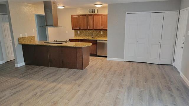 Foto del edificio - 5300 Adams Dr