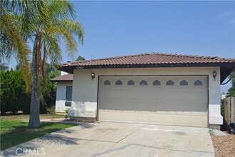Building Photo - 22880 Aqueduct Way