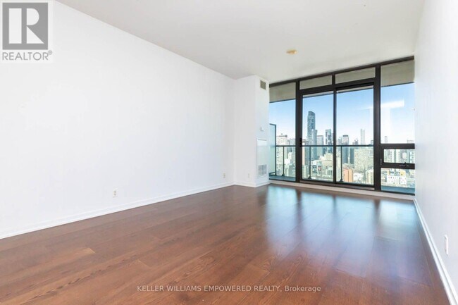 Building Photo - 33 Lombard St