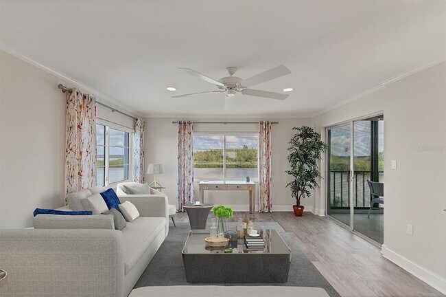 Foto del edificio - 9397 Midnight Pass Rd