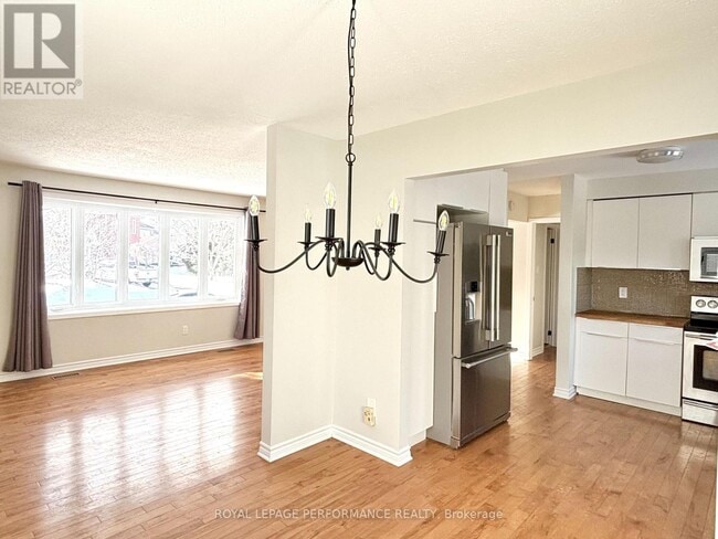 Building Photo - 1449 Charlebois Ave