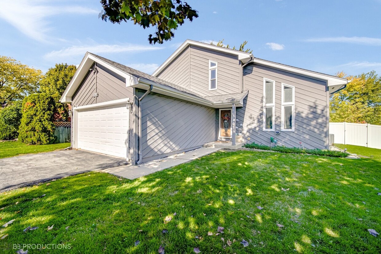 3207 Longford Dr, Joliet, IL 60431 House Rental in Joliet, IL