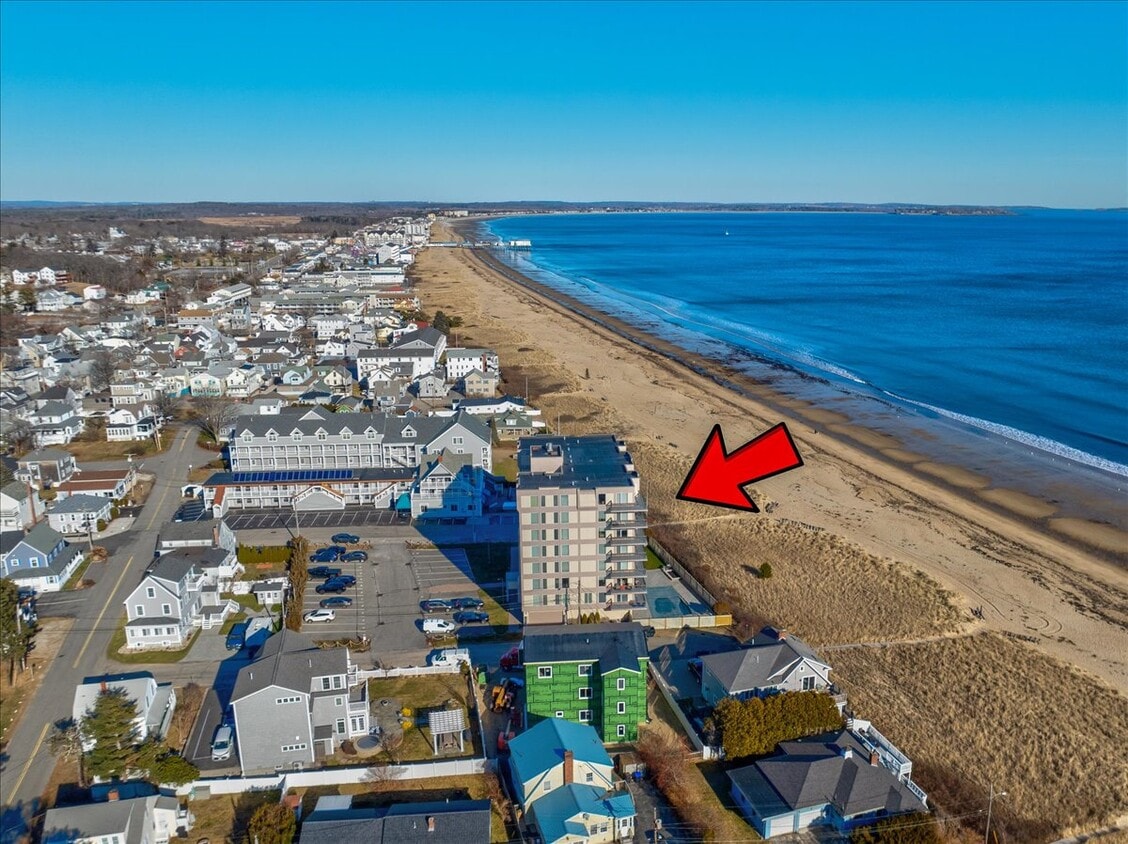 Primary Photo - 1 Seacliff Ave