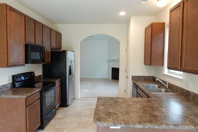 Building Photo - 185 Bur Oak Dr