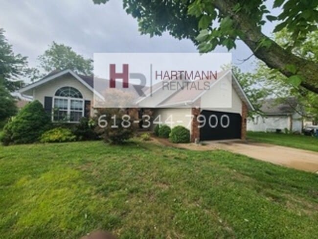 Three Bedroom Two Bath Ranch Home in Troy, IL! - Three Bedroom Two Bath Ranch Home in Troy, IL!