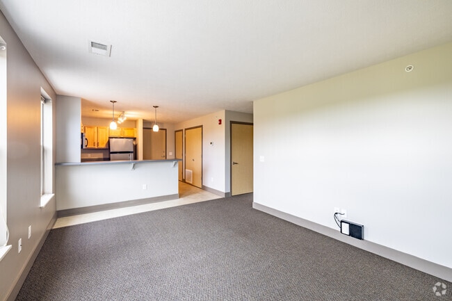 Interior Photo - Capitol Rows