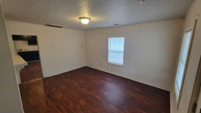 Foto del edificio - 208 N Hospital St