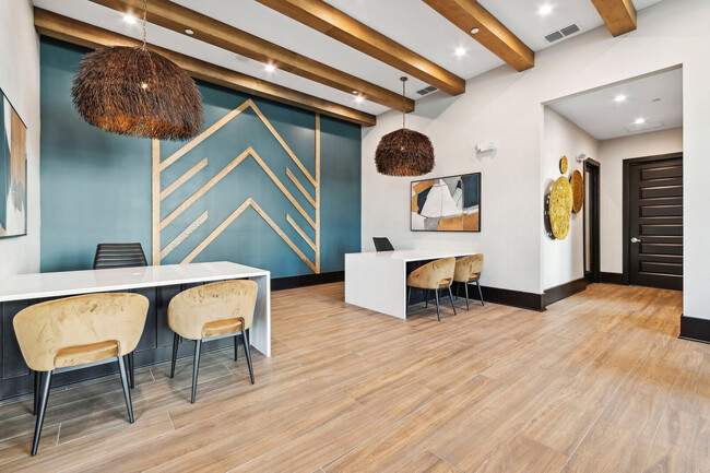 Building Photo - Ascend Nona West