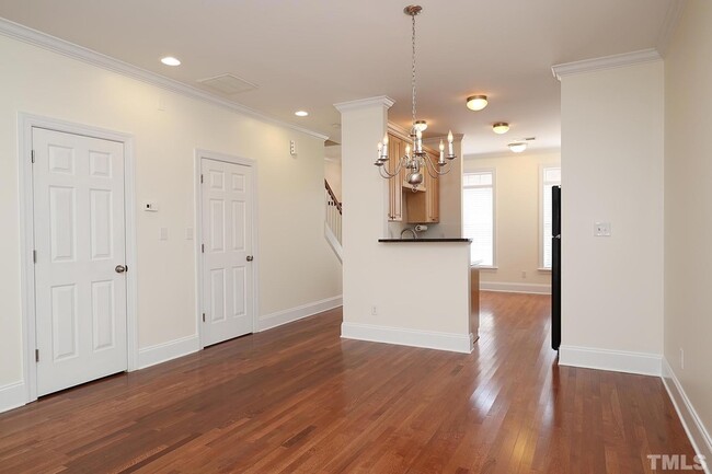 Building Photo - 643 Highpark Lane