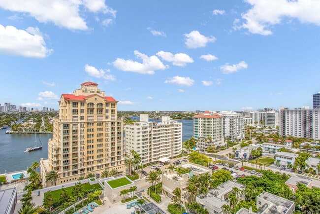 Building Photo - 151 N Seabreeze Blvd
