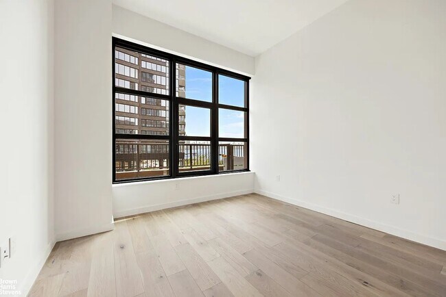 Foto del edificio - 29 Huron St