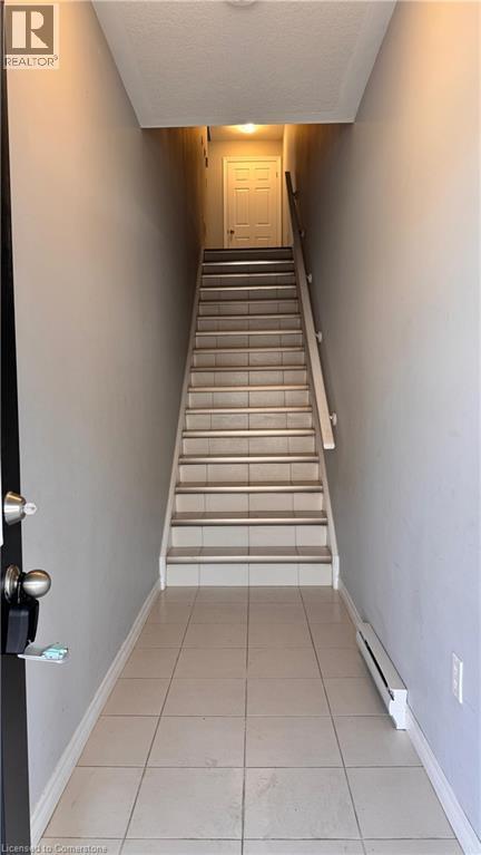 Photo du bâtiment - 86 Oat Ln