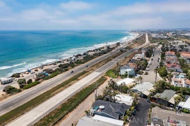 Building Photo - 6550 Ponto Dr
