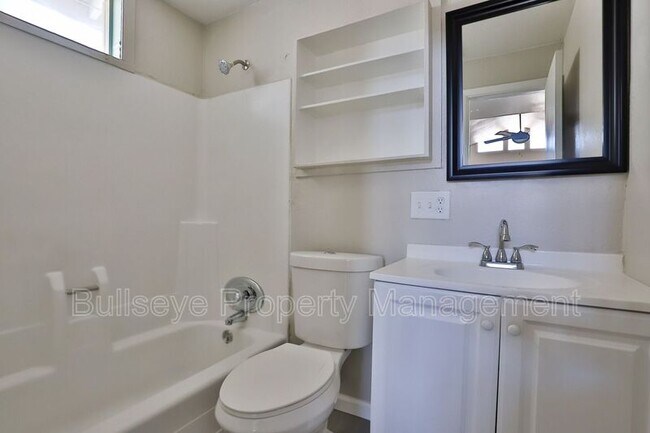 Foto del edificio - 1803 North 25th Pl