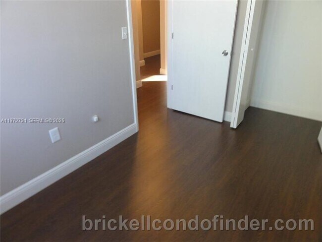 Foto del edificio - 1469 SW 5th St