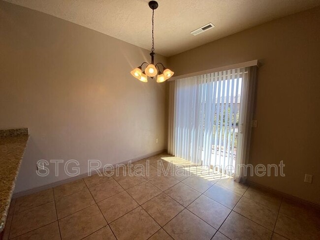 Building Photo - 290 W Buena Vista Blvd
