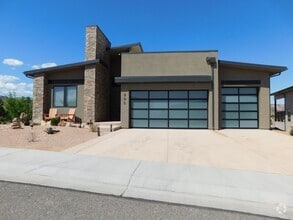 Building Photo - 301 Meridian Ct