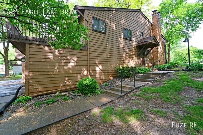 Foto del edificio - 481 W Eagle Lake Dr