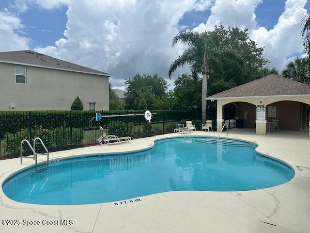 Building Photo - 1030 Venetian Dr