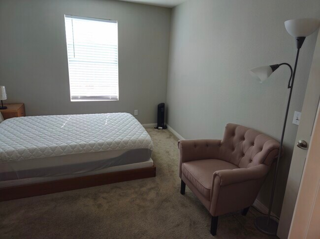 Foto del edificio - 845 Brynlee Pl