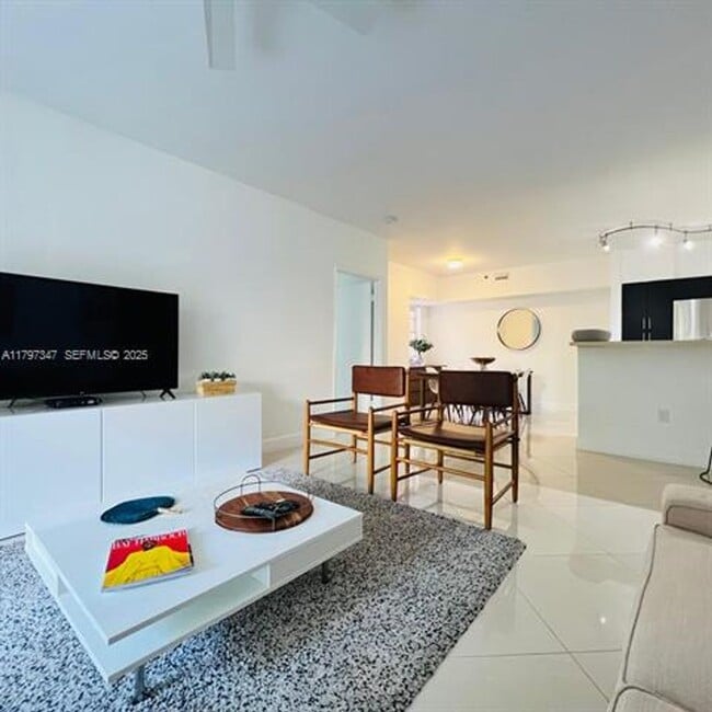 Photo - 19701 E Country Club Dr Apartment