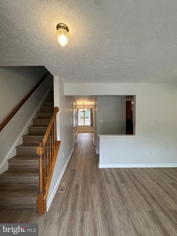 Building Photo - 309 Sherando Cir
