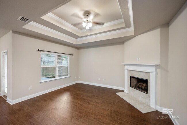 Foto del edificio - 7824 Barrington Ln