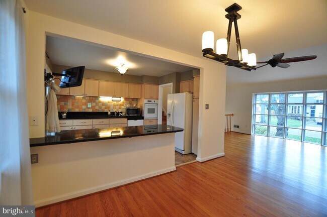 Foto del edificio - 6400 Westland Rd