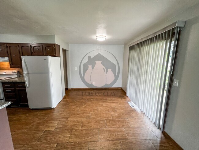 Foto del edificio - 4706 Buffalo Dr SE