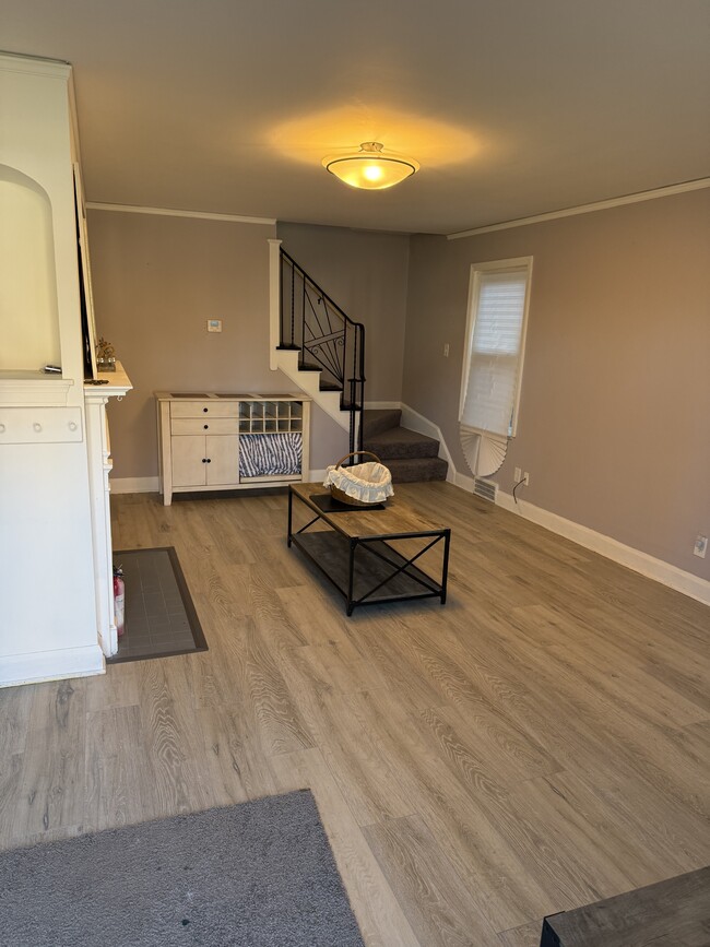 Foto del edificio - 35 Wildwood Dr