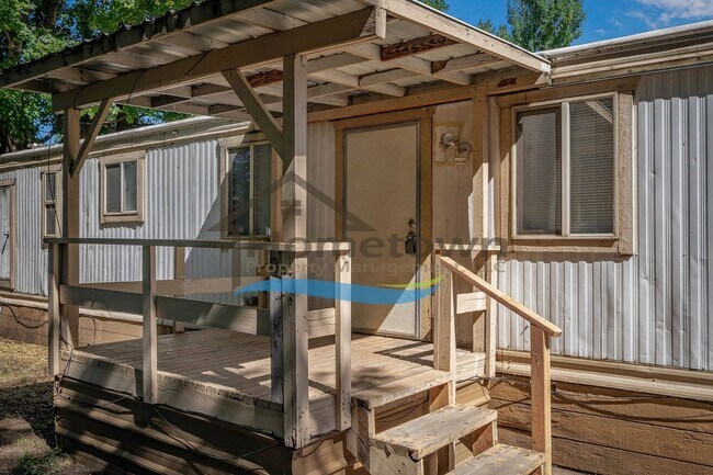 Foto del edificio - Very Nice 2 Bed 1 Bath Single Wide Mobile in Downtown Hayden!