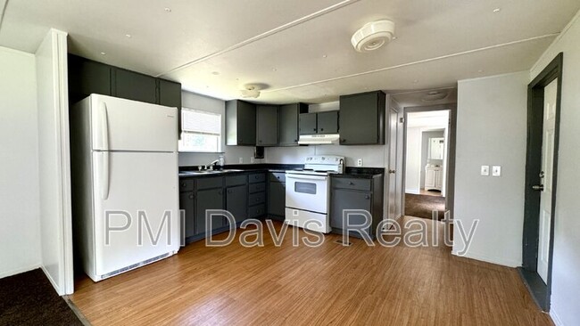 Foto del edificio - 4773 Peppergrass St