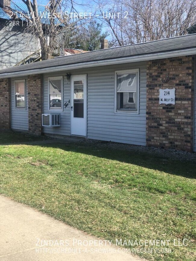 Foto del edificio - 2 bedroom 1 bathroom duplex in Georgetown IL