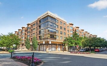 Building Photo - 20 Ave at Port Imperial