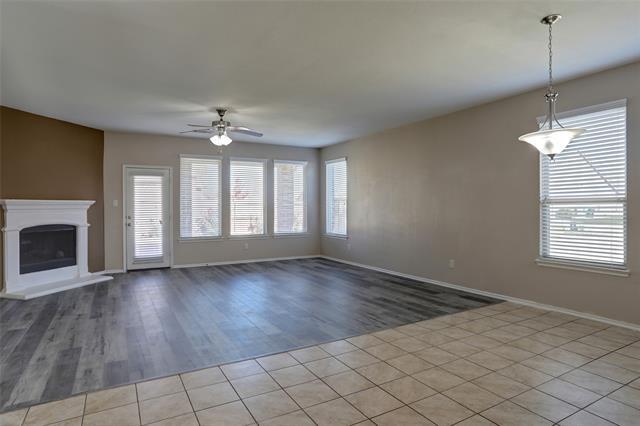 Foto del edificio - 1021 Lake Meadow Ln