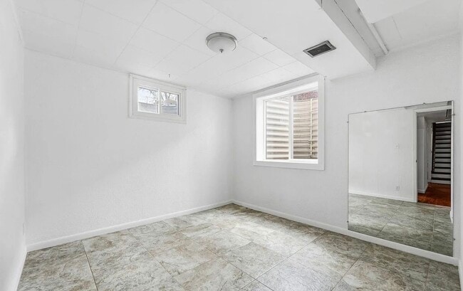 Foto del edificio - 2204 Purdue Rd