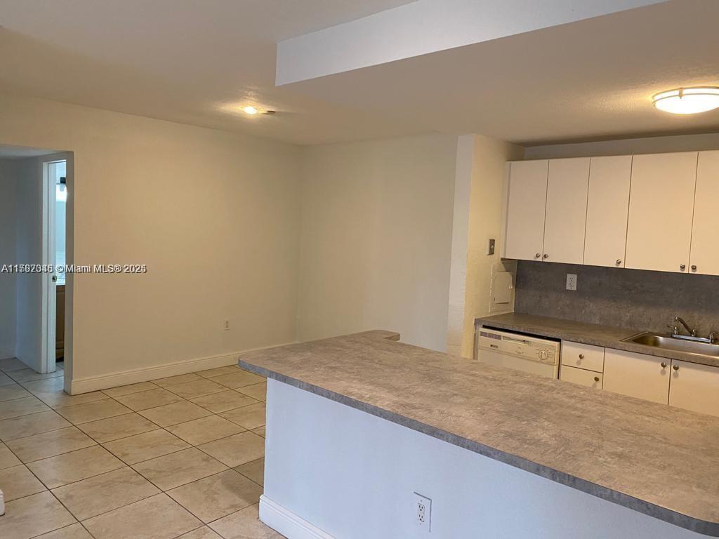 Foto principal - 7901 SW 104th St